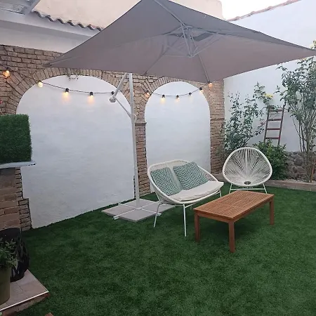 Menta E Basilico -casetta Vacanze Assemini- Ferienhaus *
